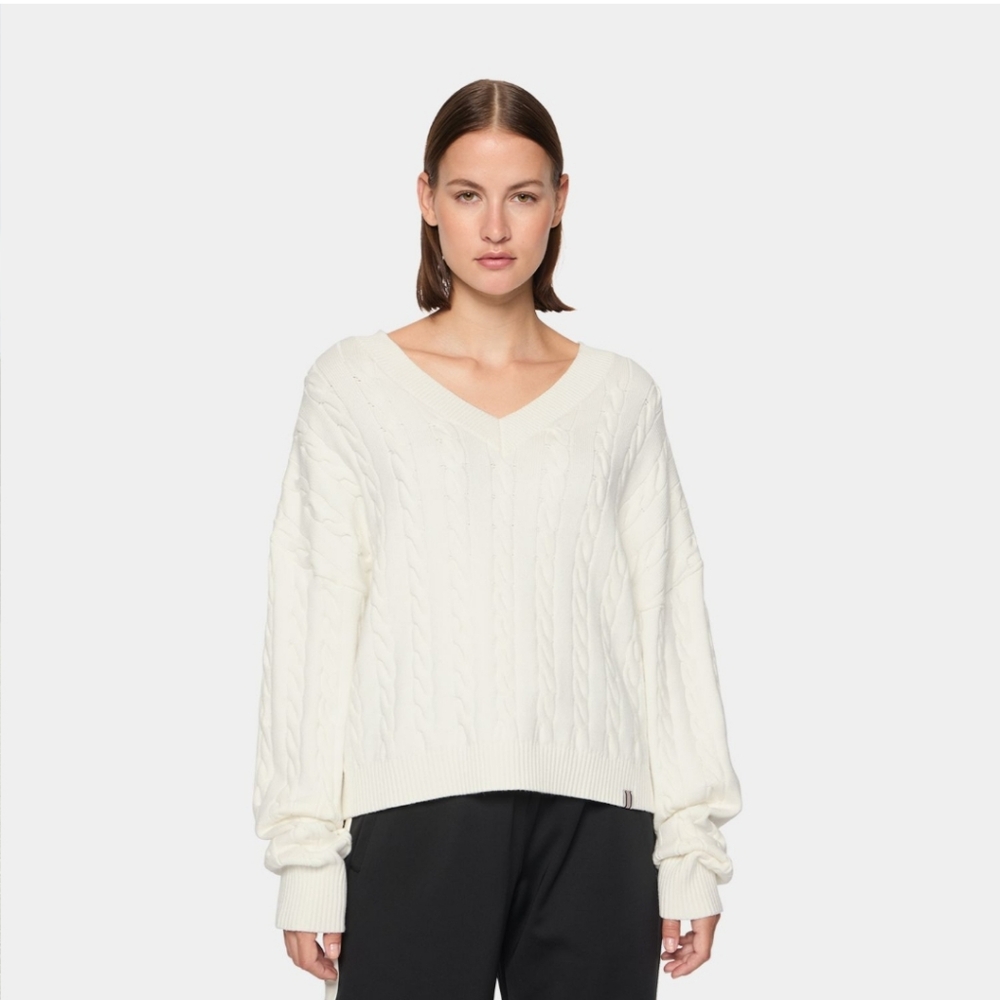 FILA BASELINE CHUNKY V-NECK SWEATER White SIZE XL